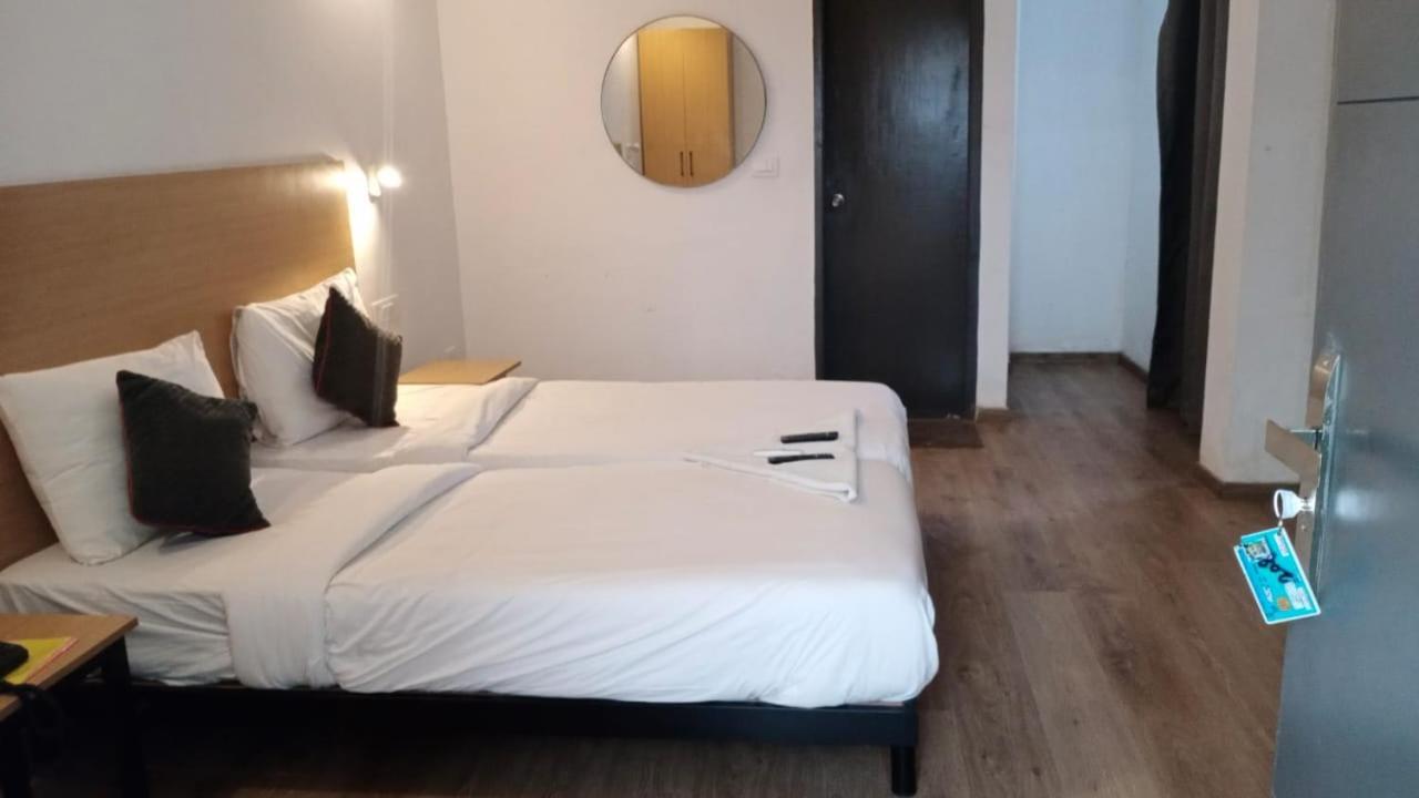 Hotel Amrita チェンナイ エクステリア 写真
